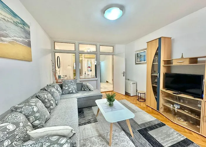 Family Apartment Andjelija